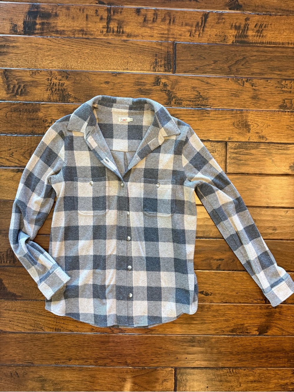 Women’s Faherty Gray & Cream Check Flannel Button-Up Shirt